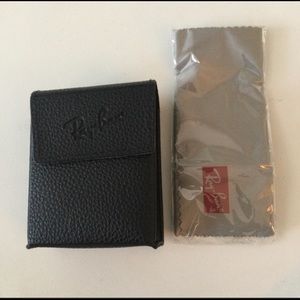 Case for folding raybans!